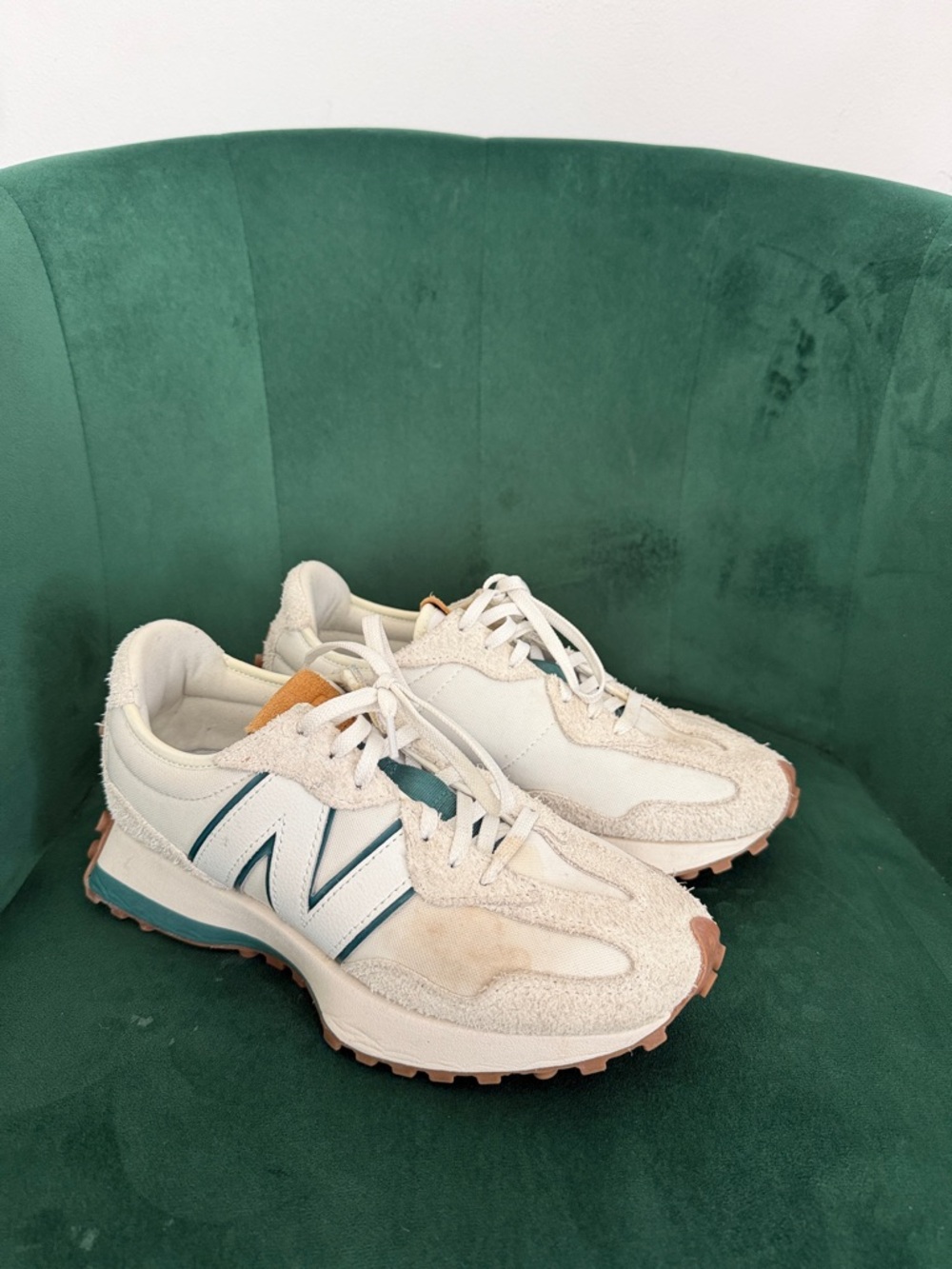 New Balance Cream & Teal Retro Trail Sneakers